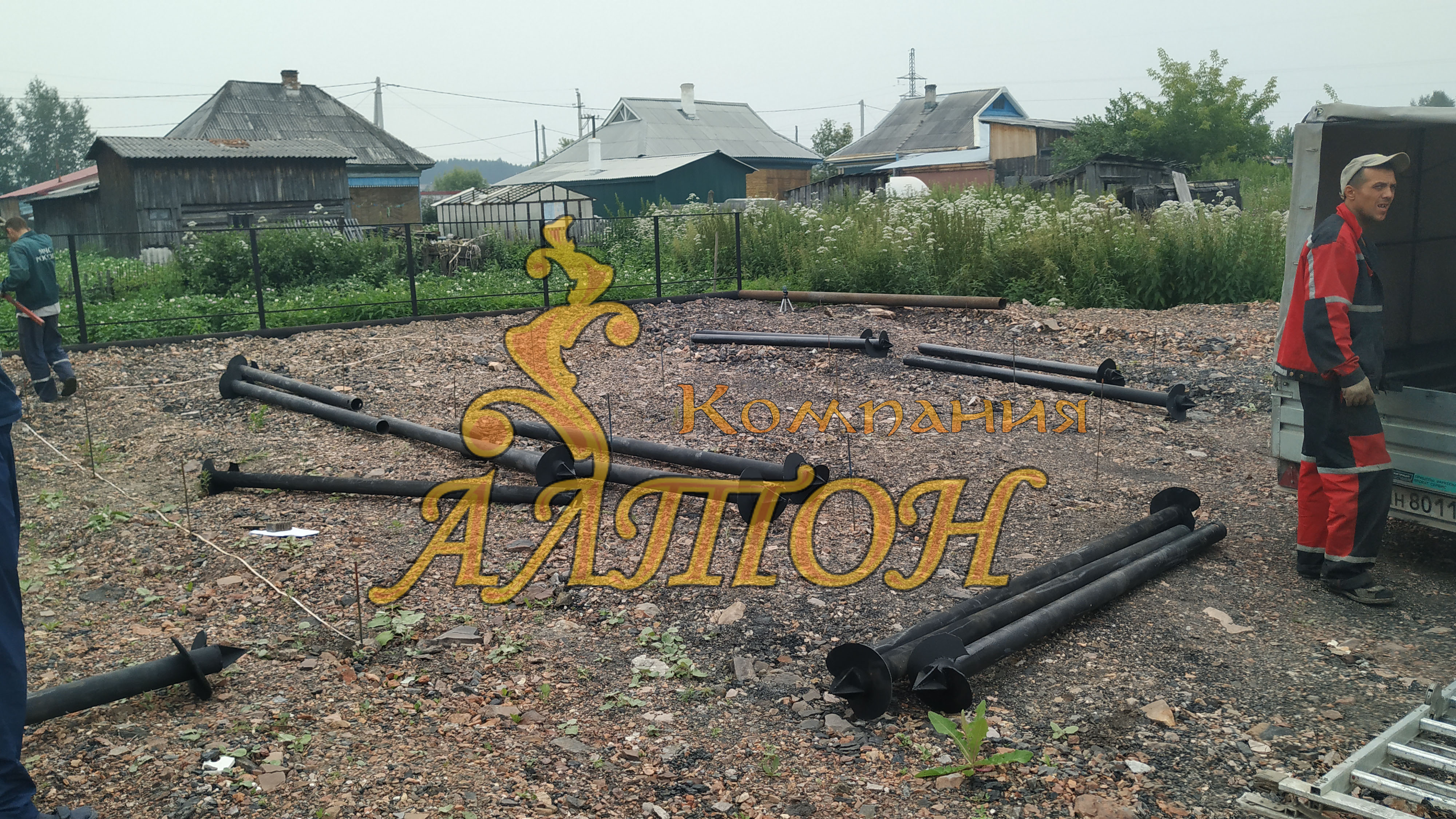 Свайно-винтовой фундамент 6х6.