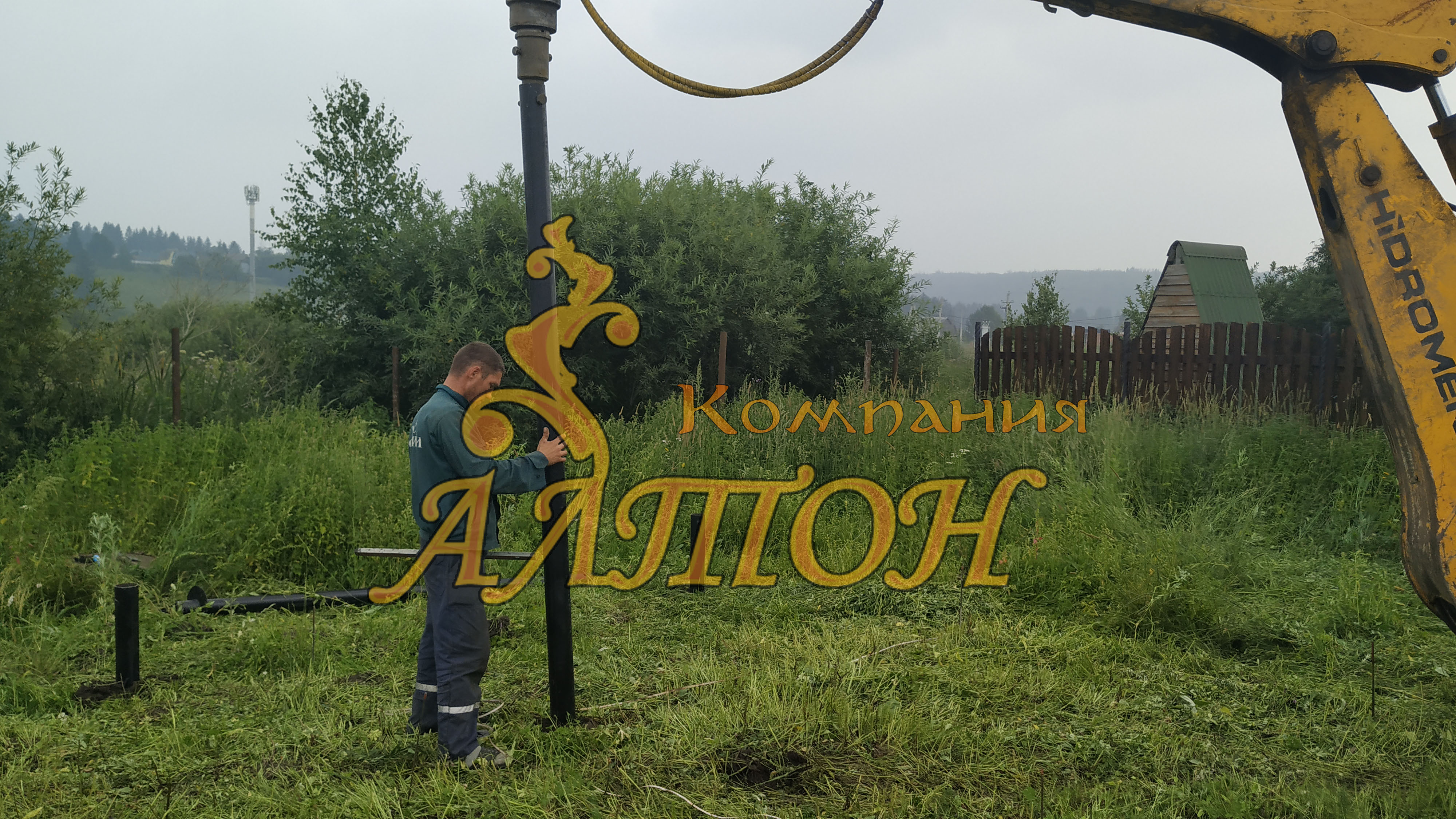 Беседка на свайно-винтовом основании.